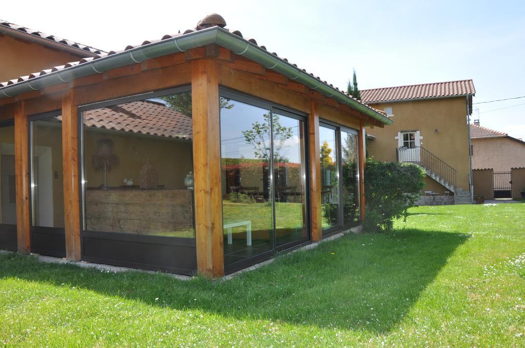 B&B La Cerisaie Francheleins Bagian luar foto